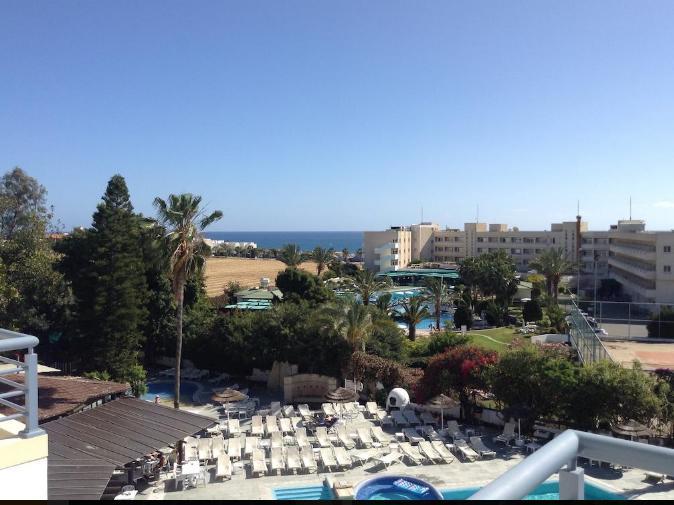 Paphos Studios Exterior foto